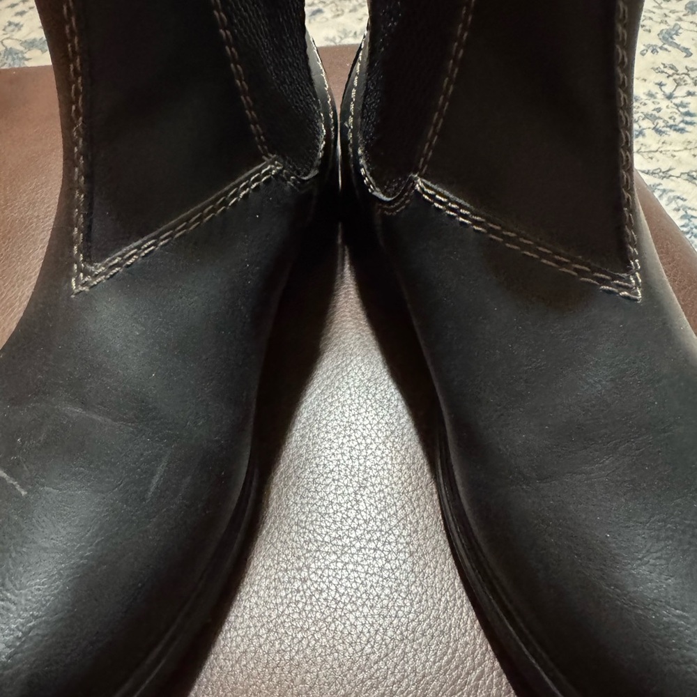 Eastland Black Ankle Boots - Picture 6 of 8